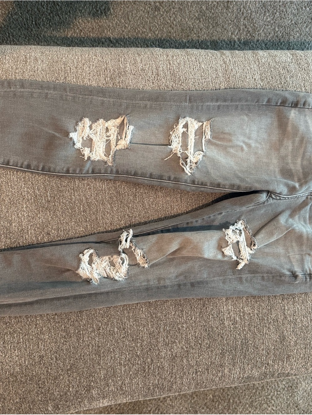 American Eagle Outfitters Distressed Gray Skinny Jeans